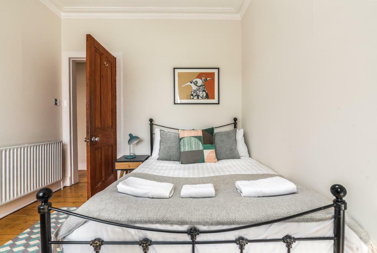 Lovely Central Edinburgh Apartment Bagian luar foto