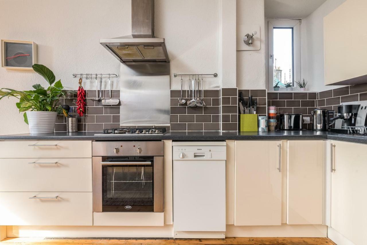 Lovely Central Edinburgh Apartment Bagian luar foto
