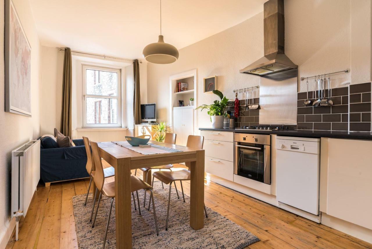 Lovely Central Edinburgh Apartment Bagian luar foto