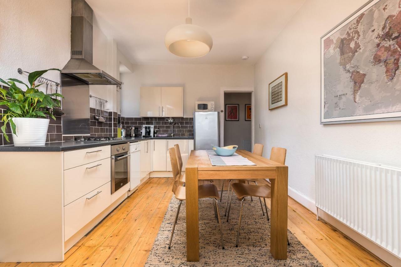 Lovely Central Edinburgh Apartment Bagian luar foto